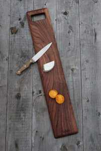 Plateau de service rectangulaire en bois et résine bleu profond de luxe, plateau à charcuterie en époxy artisanal, plateau de cuisine durable - Product Image 5