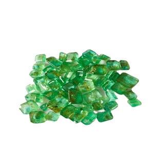 Émeraude naturelle de qualité AAA, pierre précieuse en vrac, couleur verte excellente, taille émeraude avec lustre AAA, certifiée par IGI pour la fabrication de bijoux - Product Image 1