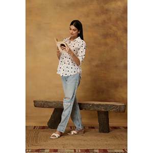 Blusa de Mujer The Quince Life Clásica Blanca con Estampado de Puntos de Polka, Talla S - Product Image 2