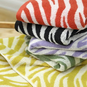 Serviette de toilette tissée en coton de luxe à grammage élevé, très absorbante, séchage rapide, écologique, pour hôtels, spas, salles de bain, conception personnalisée OEM, couleur unie - Product Image 1