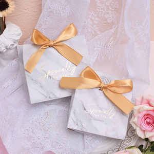 Boîtes à bonbons de mariage pliables exquises en gros, personnalisées pour les cadeaux de luxe magnifiques des invités, papier kraft biodégradable - Product Image 6