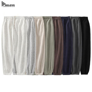 Pantalon de survêtement épais pour homme – Joggers en coton uni, coupés et cousus, modèle stock - Product Image 6
