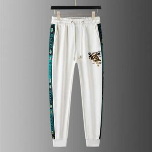 2026 Custom Streetwear <b>Plain</b> <b>Tracksuits</b> for Men Men's 2pc Blank Sweatshirt Hoodie and Jogger Sets - Product Image 4