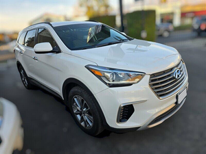 Hyundai Santa Fe SE FWD 2017 - Product Image 2