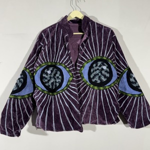 เสื้อแจ็คเก็ตปักลายซูซานีสีม่วงกำมะหยี่ – เสื้อโค้ทสไตล์โบโฮทำมือ งานศิลปะ งานเทศกาล เสื้อคลุมที่โดดเด่นไม่เหมือนใคร - Product Image 1