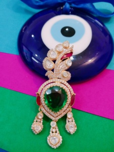 Vintage Gold Plated Floral Brooch With Green Crystal Stone Women's Fashion Jewelry Set - Product Image 6