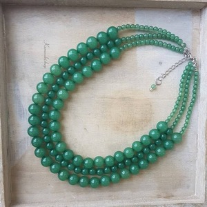 Collar de Resina de Moda, Joyería Hecha a Mano con Colgante de Resina, Regalo Único para Mujer, Diseño de Joyería de Resina Moderna - Product Image 1