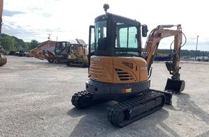 Miniexcavadora CASE CX37C con giro de cola cero, motor Yanmar y sistema hidráulico Kawasaki para construcción - Product Image 6