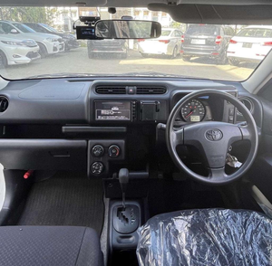 รถตู้ TOYOTA PROBOX ปี 2018 มือสอง สภาพดี ใช้เชื้อเพลิงเบนซิน/ดีเซล ขาย - Product Image 2