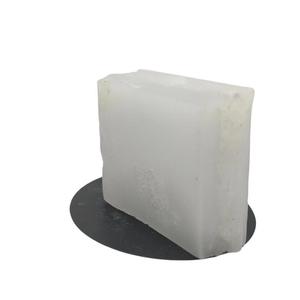 Plaques de cire de paraffine raffinée 100 % haute pureté pour la fabrication de bougies, le traitement des panneaux de polissage, la transformation du caoutchouc, emballage en vrac pour l'exportation - Product Image 1