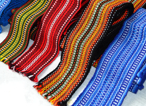 Cinturón Tejido Estilo Boho con Patrón Étnico Folclórico - Product Image 6