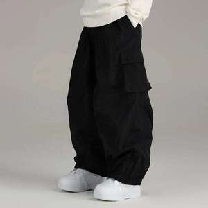 Pantalon cargo oversize tendance pour enfants, coupe ample, jambe large, style hip-hop streetwear, unisexe, pantalon parachute baggy pour enfants - Product Image 4