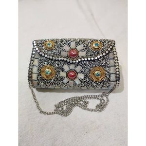 Bolso de Mano de Lujo para Fiesta con Acabado Plateado Antiguo y Cristales, Accesorios de Moda para Mujer - Product Image 6