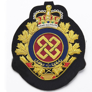 Insignias Bordadas a Mano Personalizadas, Lavables, con Hilo Metálico, Ecológicas, Libres de Níquel, de Lujo, en Color Sólido - Product Image 1