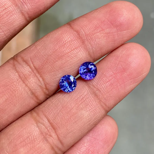 Pierre précieuse ronde en Tanzanite bleu violet de qualité supérieure, paire de pierres brutes pour la fabrication de boucles d'oreilles, ensemble de Tanzanite bleu violet facetté - Product Image 4