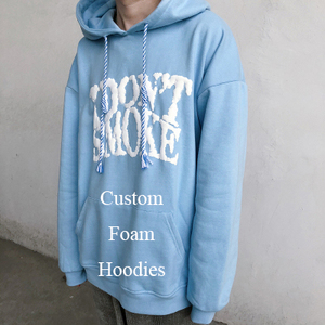 Sweat-shirt à capuche personnalisé avec broderie en mousse, lettres, bleu clair, pour homme, avec poche kangourou, coupe ample - Product Image 1