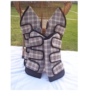 Botas flotantes de caballo de tela ligera con cojín de alta densidad Diseño personalizado Botas de viajero de caballo Productos para el cuidado de caballos - Product Image 3