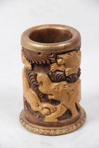 Taza Decorativa Tradicional de Madera Tallada a Mano con Cristal para el Hogar, Templo y Regalos - Product Image 3