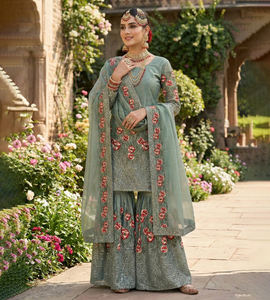 Fournisseur indien – Nouveauté : Magnifique ensemble Salwar Sharara Palazzo en soie, coupe ajustée, design élégant pour fêtes, été et hiver - Product Image 1