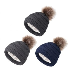 Gorros de Invierno de Alta Calidad en Oferta, Gorros Tejidos con Diseño de Etiqueta Personalizada, Gorros de Invierno con Personalización Disponible - Product Image 4