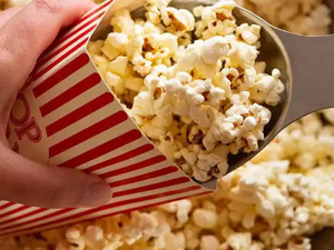 Đôi nồi hơi hình dạng tự động thương mại Caramel bỏng ngô Popper máy với bánh xe nhanh chóng sản xuất với CE chứng nhận - Product Image 5