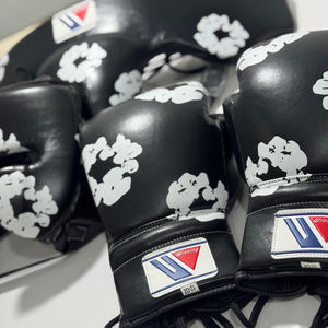 Nuevo Set Profesional de Boxeo Winning con Casco Personalizado y Set de Entrenamiento y Sparring Winning - Product Image 5