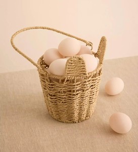 Panier à œufs de Pâques tissé artisanal avec poignée, décoration de table rustique pour les célébrations de printemps - Product Image 1