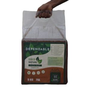 Tourbe de coco compressée en sac de 5 kg à faible teneur en EC favorisant les hormones d'enracinement naturelles |   Principal exportateur indien GEEWIN EXIM - Product Image 1