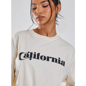 Camiseta de Mujer con Estampado de Texto California, Corte Holgado, Mezcla de Algodón Suave, Manga Corta, Estilo Casual Urbano, Camiseta de Verano - Product Image 4