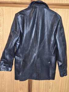 Veste en cuir noire pour homme CHAMP KING, col rabattu, simple boutonnage, coupe ajustée, motif serpent embossé - Product Image 5