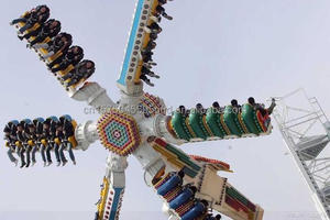 Manèges de parc d'attractions extérieur : Grande balançoire pendulaire marteau en fibre de verre et métal durables pour fêtes foraines CHKUN DB 04 30kw - Product Image 2