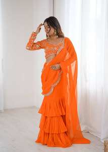 Sari traditionnel à volants avec un design élégant, style moderne, prêt-à-porter pour les fêtes, look ethnique tendance, ensemble pour femmes - Product Image 4