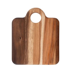 Planche à découper de cuisine en bois d'acacia tendance, élégante et durable pour fruits, légumes et aliments, taille, forme et couleur personnalisables - Product Image 4