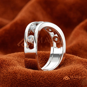 Bague de luxe en argent 14 carats avec diamants flottants en forme de vague |   Bague éternelle asymétrique à canaux incurvés |   Diamant cultivé en laboratoire sur mesure - Product Image 3