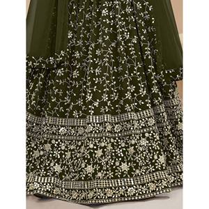 Lehenga Choli en Georgette Vert Brodé Enchantant pour Mariage - Product Image 2