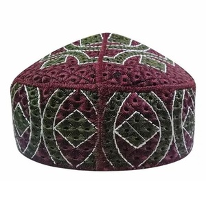 Chapeaux de prière islamiques Kufi fabriqués au Pakistan, respirants, écologiques, personnalisables, pour hommes, chapeaux turcs musulmans islamiques pour le Hajj et l'Omra - Product Image 6