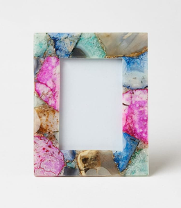 Elegant Resin Memory <b>Frame</b> <b>with</b> Beautiful Floral Accents for Cherished Photographs - Product Image 3