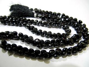 Perles de pierres précieuses en spinelle noire naturelle, forme d'oignon, facettées, 10 pouces - Product Image 3