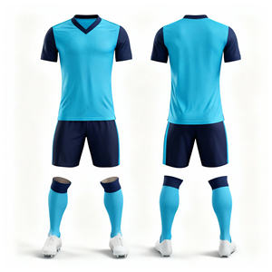 Uniforme de football personnalisé imprimé |   Tailles pour hommes, femmes et jeunes |   Vêtements de sport légers à séchage rapide en gros - Product Image 1