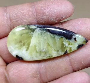 Pierre précieuse naturelle en jade néphrite, cabochon taille poire, effet œil de chat, cirée et huilée, pour la fabrication de bijoux - Product Image 4