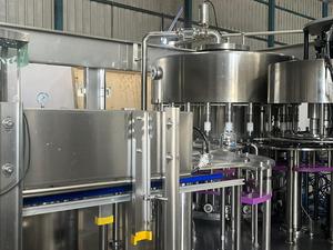 Máquina Automática de Llenado de Bebidas Aim Technologies, 12 Boquillas, 1000 ml, Botellas de Plástico para Agua, PLC Eléctrico 380V - Product Image 4