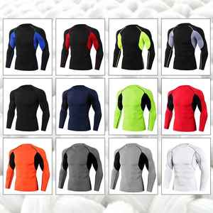 เสื้อผ้ากีฬาผู้ชายสไตล์สตรีทแวร์ ระบายอากาศได้ดี เป็นมิตรกับสิ่งแวดล้อม ผลิตจากโพลีเอสเตอร์ 100% พิมพ์ลายตามสั่ง ราคาถูก คุณภาพสูงจากปากีสถาน ทรงปกติ - Product Image 6