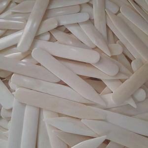 Plioir en os naturel poli, outil essentiel pour la reliure et le pliage, style souvenir, nautique et animalier - Product Image 6