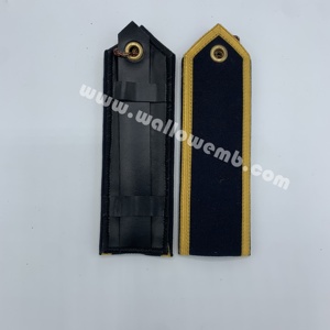 Épaulettes personnalisables haut de gamme pour officiers de la Royal Brunei Air, avec tresses en fil d'or - Product Image 2