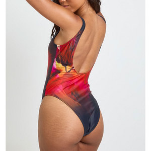Maillot de bain une pièce imprimé léopard pour femmes, maillot de bain extensible à col profond et coupe haute, maillot de bain élégant - Product Image 2