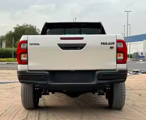 Camioneta Toyota Hilux GR Sport Doble Cabina 2023 Usada en Excelentes Condiciones con Bajo Kilometraje - Product Image 3