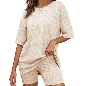 Nouvel ensemble d'entraînement 2 pièces décontracté pour femme, grande taille, en dentelle unie avec boutons, respirant, écologique, séchage rapide, motif estival 2026 - Product Image 6