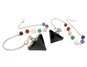 Proveedor al por mayor Bola de turmalina negra tallada a través de péndulos de piedras preciosas de radiestesia respetuosos con el medio ambiente India Love - Product Image 1