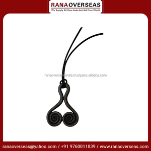 สร้อยคอจี้โลหะทันสมัยคุณภาพดีและดีไซน์ทันสมัยเหมาะสำหรับเป็นของขวัญในทุกโอกาสในราคาไม่แพงจากผู้ค้าส่ง - Product Image 3