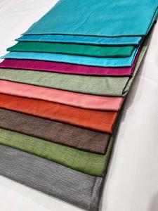 Élégant foulard en modal respirant, doux au toucher, couleur unie, hijab, châle, étole, accessoires de mode, vente en gros - Product Image 1